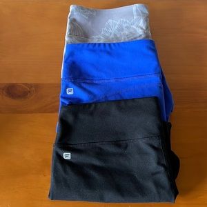 FABLETICS Bundle of 3 Cropped Yoga Pants - Size M